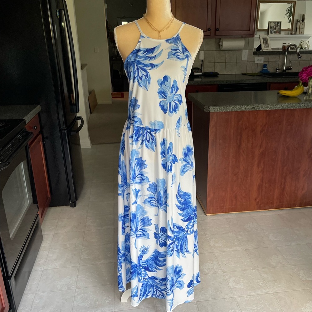 NWT Blue and white halter midi dress - sz L